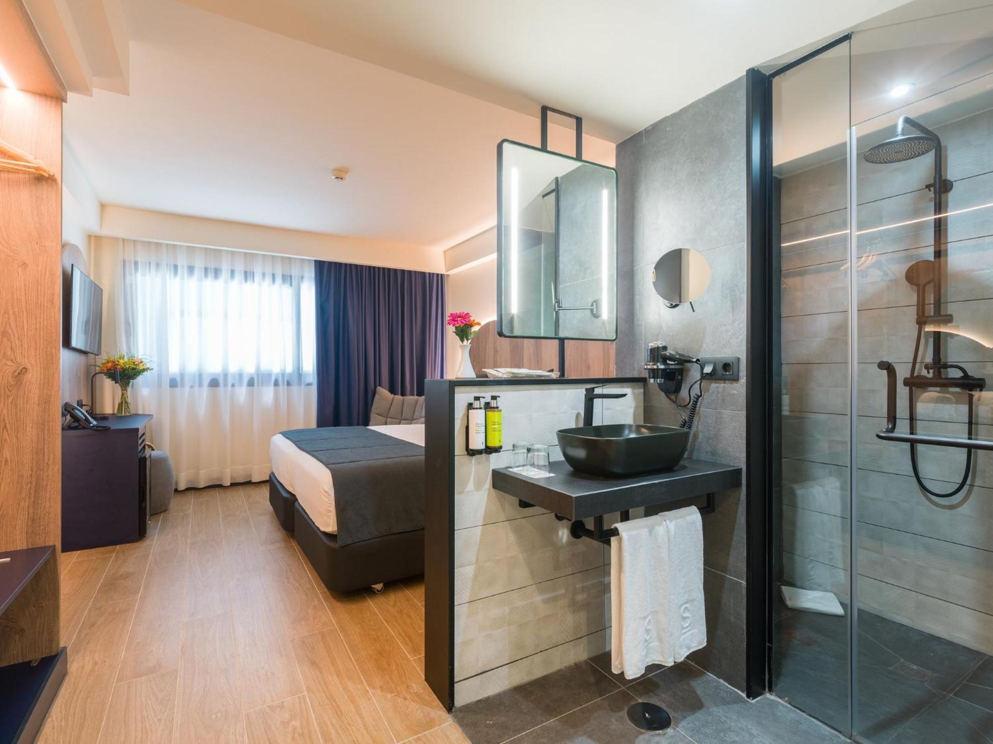 Hotel Exe Canteras